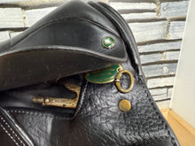 Load image into Gallery viewer, 17 1/2” Medium Ideal Jessica Dressage Saddle - Black