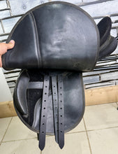 Load image into Gallery viewer, 17” XXW Thorowgood Maxam GP Saddle - Black - Extra Extra Wide -