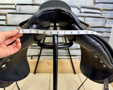 Load image into Gallery viewer, 17” XW Albion Spanish Riding School Classical Ultima Dressage Saddle -Upswept Panel- Extra Wide - Black