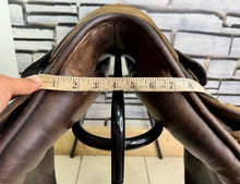 Load image into Gallery viewer, 17” MN S.O.S Saddlery GP/Jump Saddle - Brown - High Wither - TB ROR - Massive Blocks