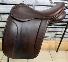 Load image into Gallery viewer, 17” MW-Wide Ideal Ramsey Show/WH Saddle - Brown