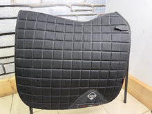 Load image into Gallery viewer, S/H Lemieux Mesh Bamboo Lined Dressage Saddlepad - Black