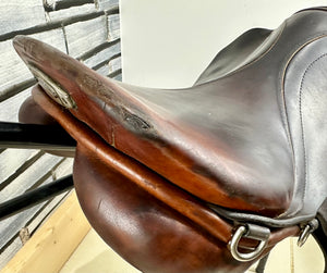 16 1/2” MW Stubben Juventus Jump Saddle - Brown