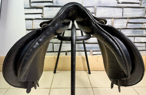 17 1/2” XW M&J Saddlery English GP Cob Saddle - Black