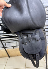 Load image into Gallery viewer, 15” XW Thorowgood Pony Club GP Saddle - Black