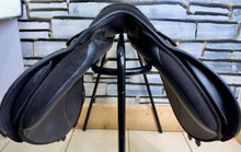 Load image into Gallery viewer, 16 1/2” Wide-XW Changeable Gullet Thorowgood Long Leg Pony GP Saddle -Black- Flocked