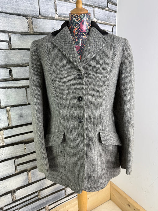 S/H Mears Ladies Grey Tweed Jacket - Size 38