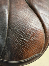 Load image into Gallery viewer, 17” +1 (MW) Equipe Synergy Jump Saddle - Brown - Double Flap