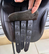 Load image into Gallery viewer, 15” Wide English Pony WH/Show Saddle - Brown