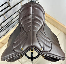 Load image into Gallery viewer, 17” Wide Ideal/WRSC Le Trek/Enduro Saddle - Brown
