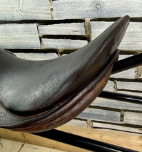 Load image into Gallery viewer, 16” Wide Jeffries Falcon English Pony Saddle - Brown