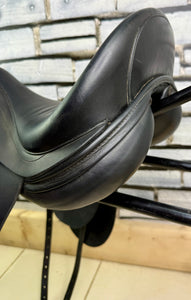 16 1/2” MW Farrington Centreline Dressage Saddle - Black