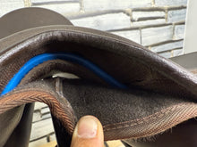 Load image into Gallery viewer, 15 1/2” MW/Changeable Gullet Wintec Pony GP Saddle - Brown