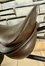 Load image into Gallery viewer, 16 1/2” MW-Wide Dever GP Saddle - Brown