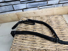Load image into Gallery viewer, S/H Soft Web V-Check Breastplate - Black - Cob
