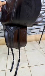 17 1/2” MW Farrington Kentucky Dressage Saddle - Brown