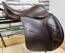 Load image into Gallery viewer, 17” Wide Jeffries Falcon Hawk Event GP Saddle - Brown