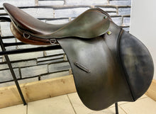 Load image into Gallery viewer, 19” 28 (M) Stubben Siegfried Extra GP/Jump Hunting Saddle - Brown