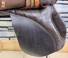 Load image into Gallery viewer, 17 1/2” Medium Silhouette Midas High Wither GP Saddle - Brown