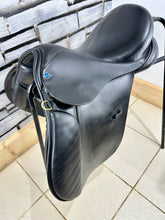 Load image into Gallery viewer, 17” Wide-XW Dever Cob GP Saddle - Black