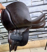 Load image into Gallery viewer, 15” Wide GFS Pony GP Saddle - Brown