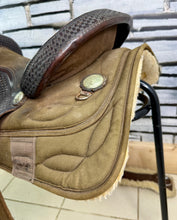 Load image into Gallery viewer, 17” Big Horn Cordura Western Saddle - SQB - Brown - Lightweight Genuine US