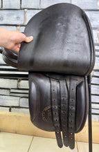 Load image into Gallery viewer, 15” Wide Fylde Hayden English Pony WH/Show Saddle - Brown