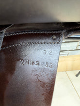 Load image into Gallery viewer, 18” XW Olney (Fylde Marjory) Suede Show/Working Hunter Saddle -Brown- Suede Top