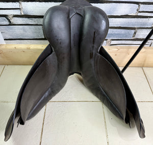 18” Wide Black Country Working Hunter Saddle - Brown