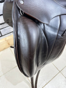 17 1/2” MW Voltaire Adelaide Monoflap Dressage Saddle - Brown