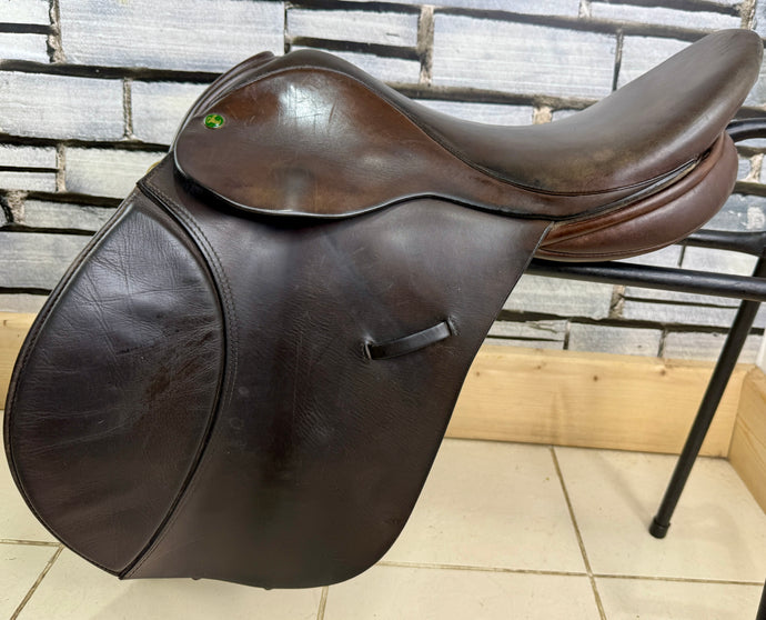 17 1/2” Wide Ideal Classic GP Saddle - Brown