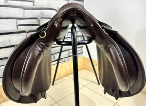17” Wide Ideal Apex GP Saddle - Brown