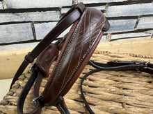 Load image into Gallery viewer, S/H Anatomic Padded Removable Flash Bridle - Brown/Tan - Cob