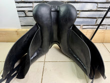 Load image into Gallery viewer, 17 1/2” Wide Cardinel English Dressage Saddle - Black - Flocked - Big Blocks