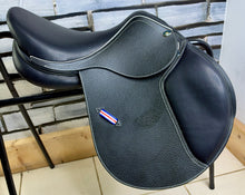 Load image into Gallery viewer, 15” - 15 1/2” MW Whitaker Junior Pro Jump Saddle - Black - Full Leather - Heat Adjustable