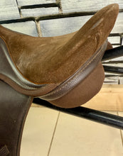 Load image into Gallery viewer, 15” Wide Eclipse Pony GP Saddle - Brown