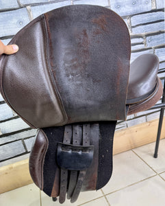 17 1/2” MN Humphries & Swain Holistic Saddlery GP/Jump Saddle - Brown