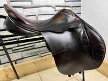 Load image into Gallery viewer, 17 1/2” MW Albion Kontrol Jump Saddle - Brown - Super Secure Big Blocks