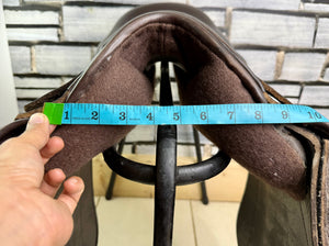 17 1/2” MN Humphries & Swain Holistic Saddlery GP/Jump Saddle - Brown