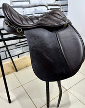 Load image into Gallery viewer, 17” Wide Ideal/WRSC Le Trek/Enduro Saddle - Brown