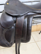 Load image into Gallery viewer, 17 1/2” MW Palmer Saddlery/Equiwear Monoflap GP/Jump Saddle - Brown - Flocked Close Contact