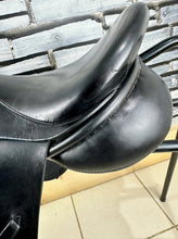 Load image into Gallery viewer, 17 1/2” Wide Symmonds Designer GP Saddle - Black