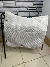 Load image into Gallery viewer, S/H Nuumed Half Wool Dressage Pad -Medium- White