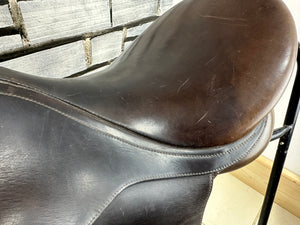 16 1/2” XW/Changeable Gullet Colliegate Convertible Dressage Saddle - Brown