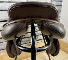 Load image into Gallery viewer, 17-17 1/2” MW Paul Jones Jump Saddle - Brown