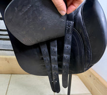 Load image into Gallery viewer, 18” MW Albion K2 GP Saddle - Black -Big Blocks- Mega Comfy