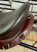 Load image into Gallery viewer, 17 1/2” XW Frank Baines Enduro GP Saddle - Brown - Endurance/Trec