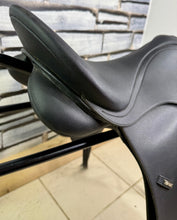 Load image into Gallery viewer, 16 1/2” Medium/Changeable Gullet Wintec Dressage Saddle - Black - Any width - N-XW