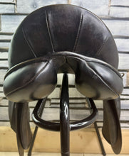 Load image into Gallery viewer, 18” Wide Ideal Apex GP Saddle - Black