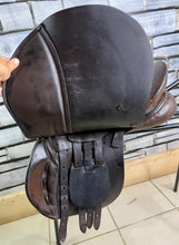 Load image into Gallery viewer, 16 1/2” XW Saddleworld/L.A. Jones GP Saddle - Brown